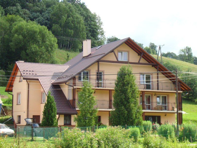 Noclegi  Bieszczady pokoje z łazienkami 4km od Soliny