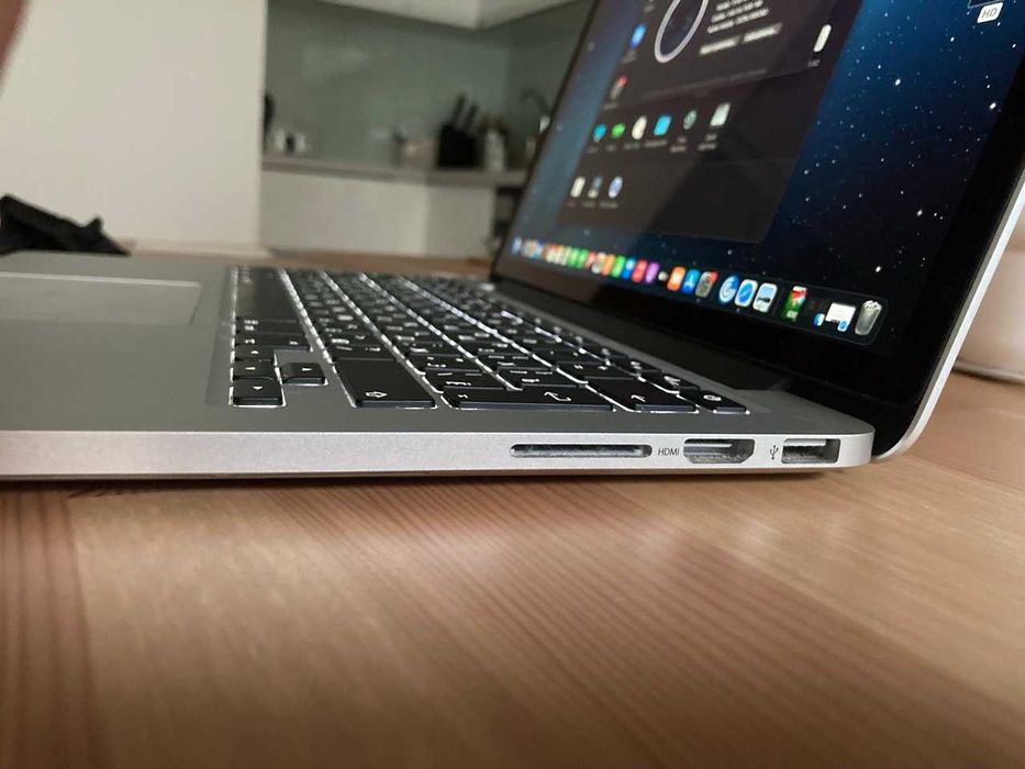 MacBook Pro (Retina, 13", 2014 r.) w bardzo dobrym stanie