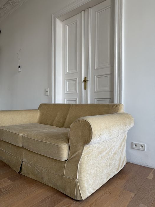 Velvet Sofa - rozkładana kanapa z weluru