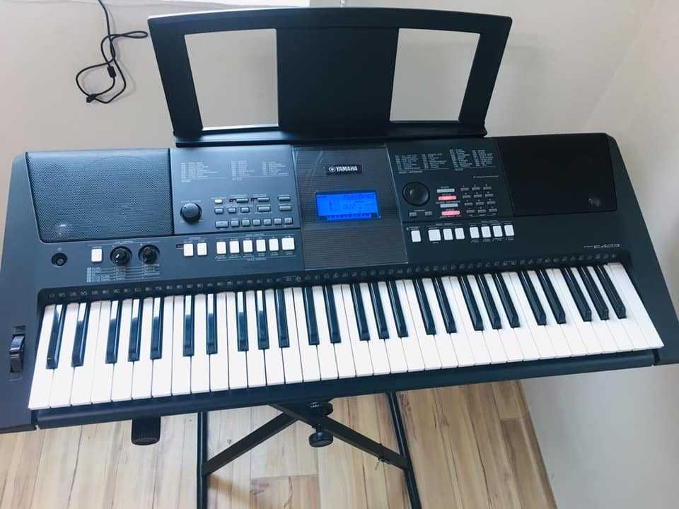 Yamaha  PSR  E423