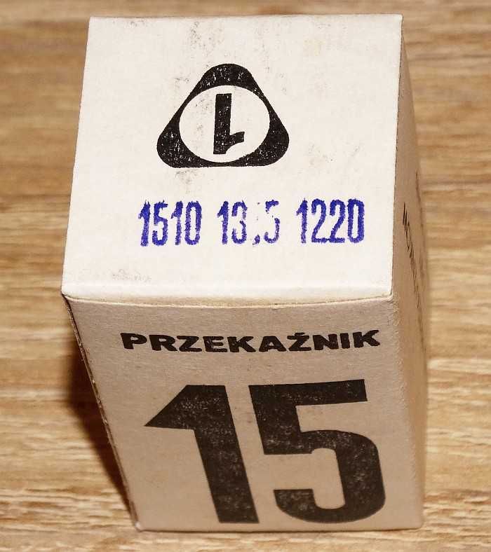 Przekaźnik R15 3PDT 10 A 250 VAC 1510\1315\1220 cewka 220 VDC; ZP ŻARY