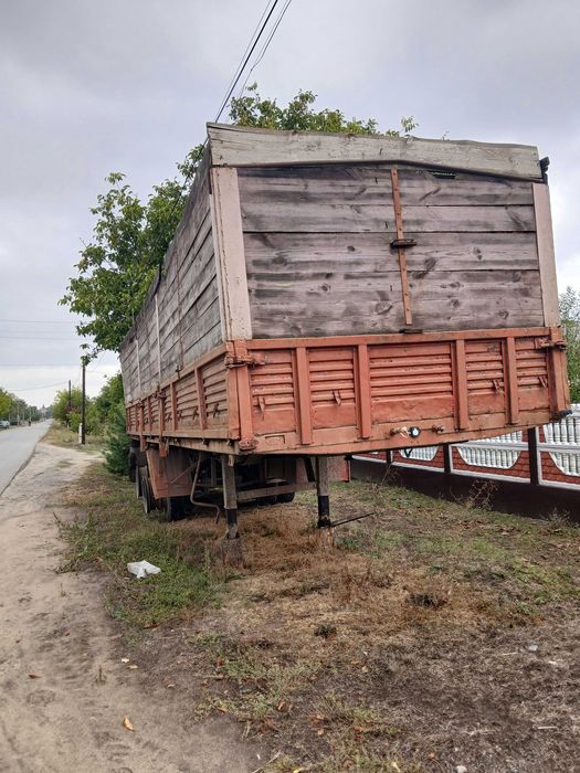 Напівпричіп бортовий