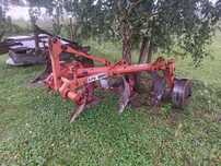 Sprzedam pług 3 skibowy