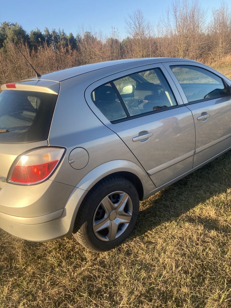 Opel Astra H 1.6