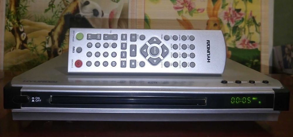 DVD програвач Hyundai