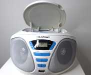 Przenośny radioodtwarzacz CD/MP3/USB/AUX BB5WH