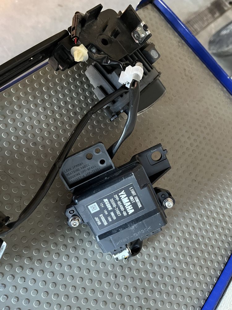 Led reflektor stelaż lamp modul yamaha r1 rn32