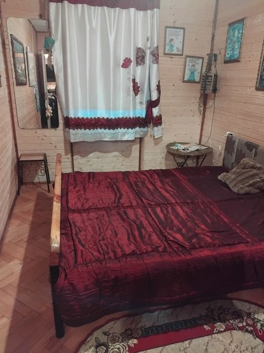 Продам затишну 3-кімнатну квартиру з власним подвір’ям і гаражем!

Про