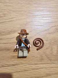 Figurka lego Indiana Jones - Dark Brown Jacket, Reddish Brown Fedora