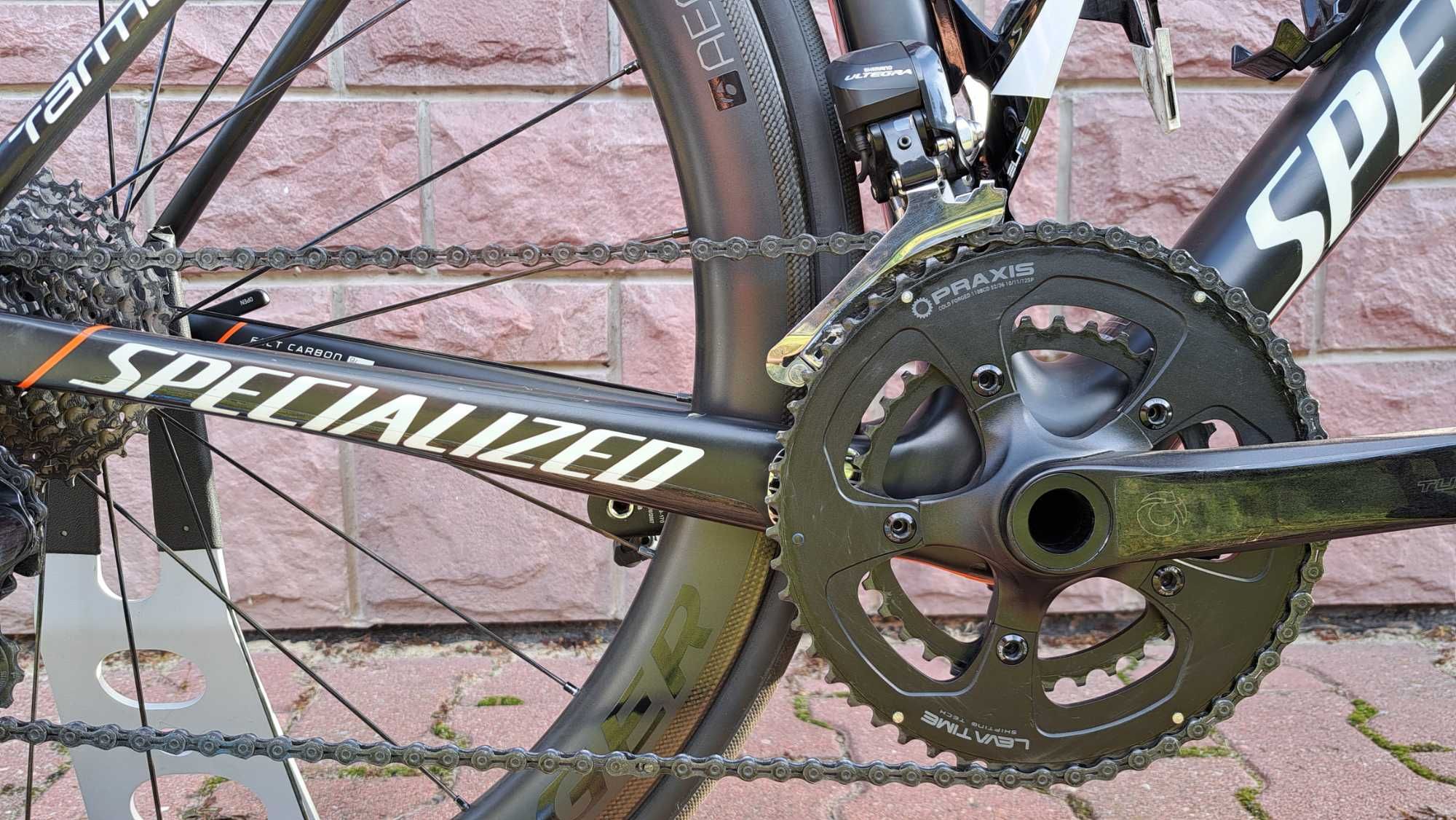 Rower szosowy SPECIALIZED TARMAC COMP CARBON Shimano Ultegra Di2 r. 52