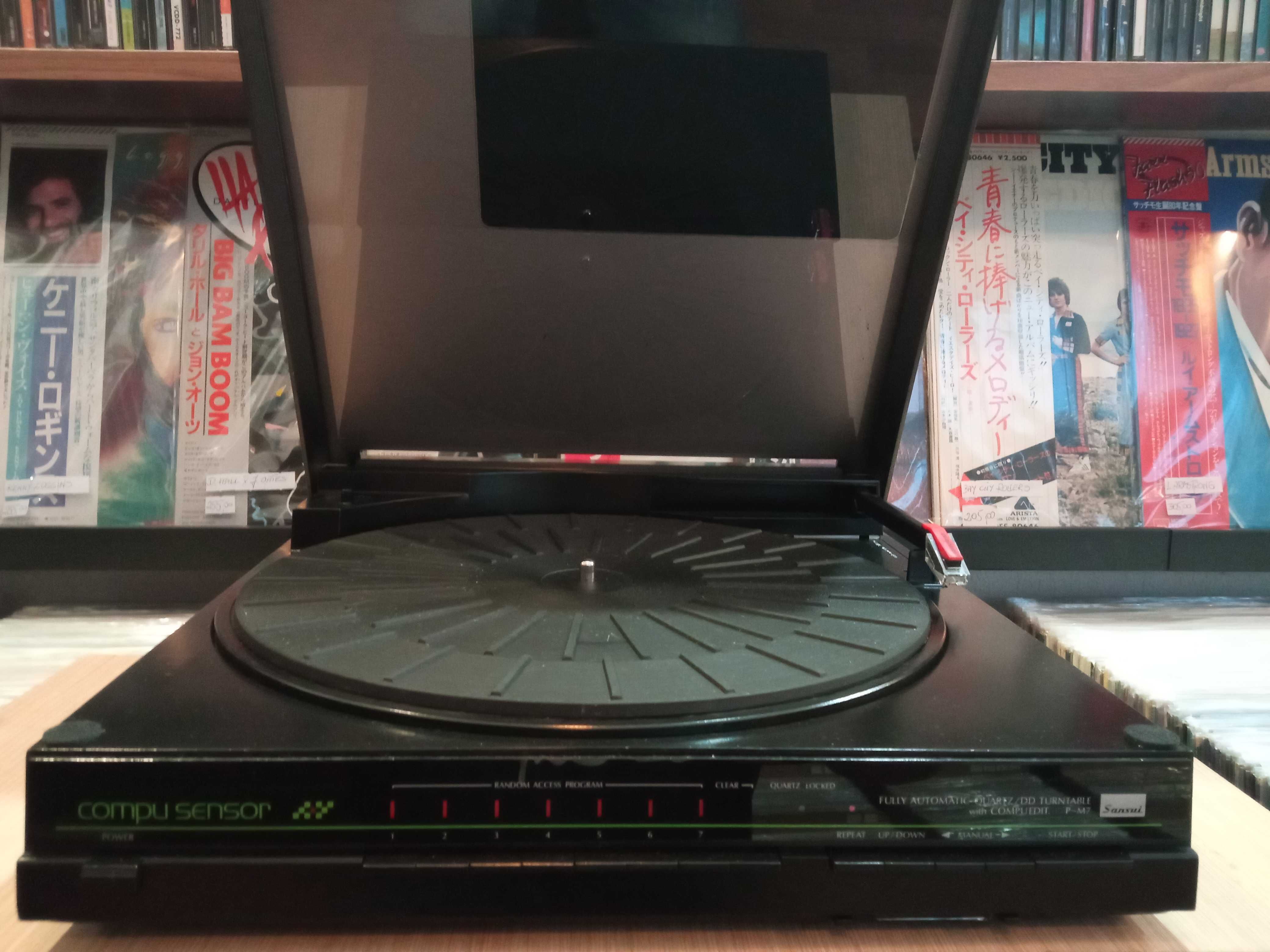 Gramofon  SANSUI P - M7