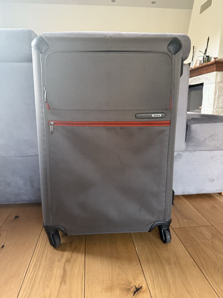 TUMI walizka medium poszerzany