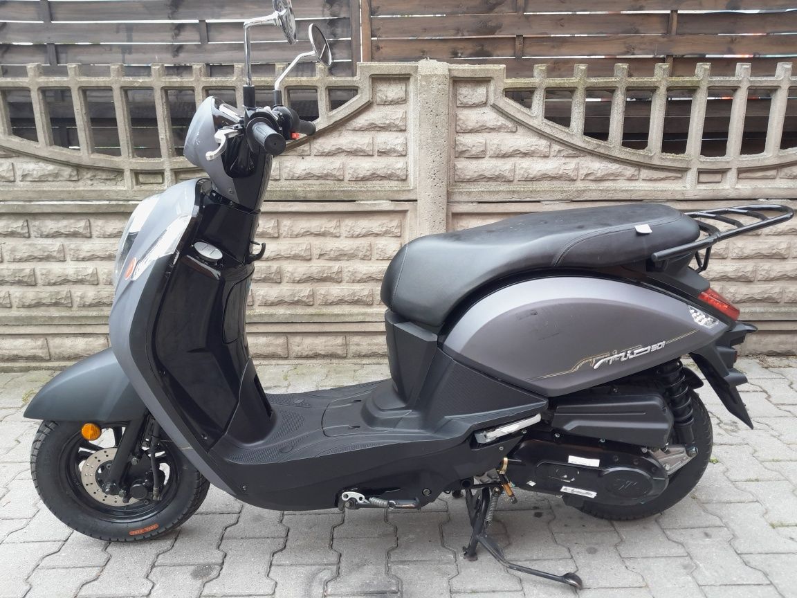 Sym MIO 50cc.2021r.Retro.Tylko 2tys.km.Lekki.zwinny.mocny! Na dowód.T