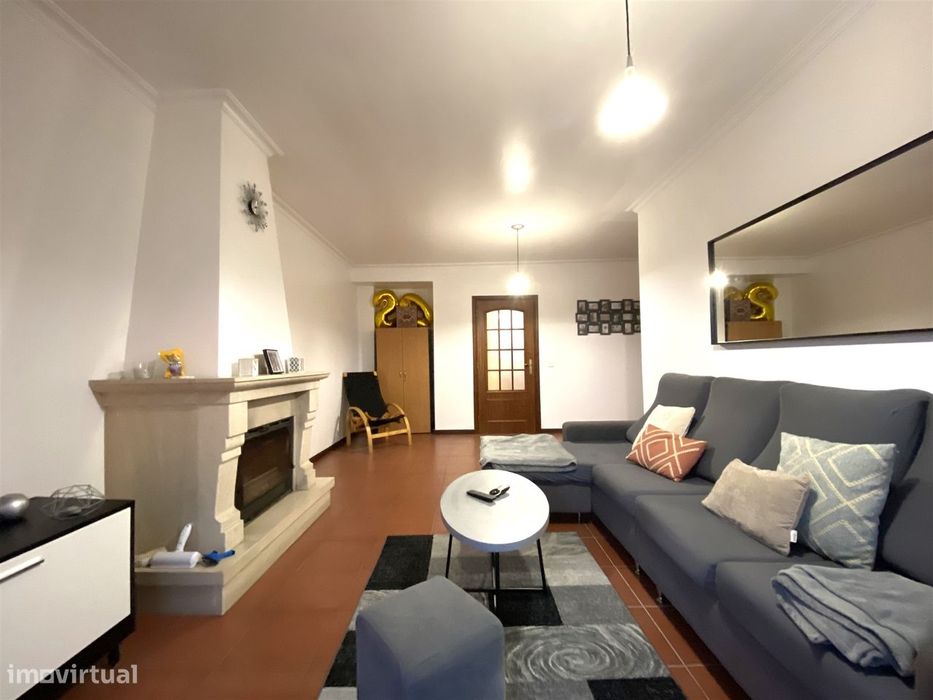 Apartamento T3/ Garagem / Sótão /Vista Mosteiro Batalha