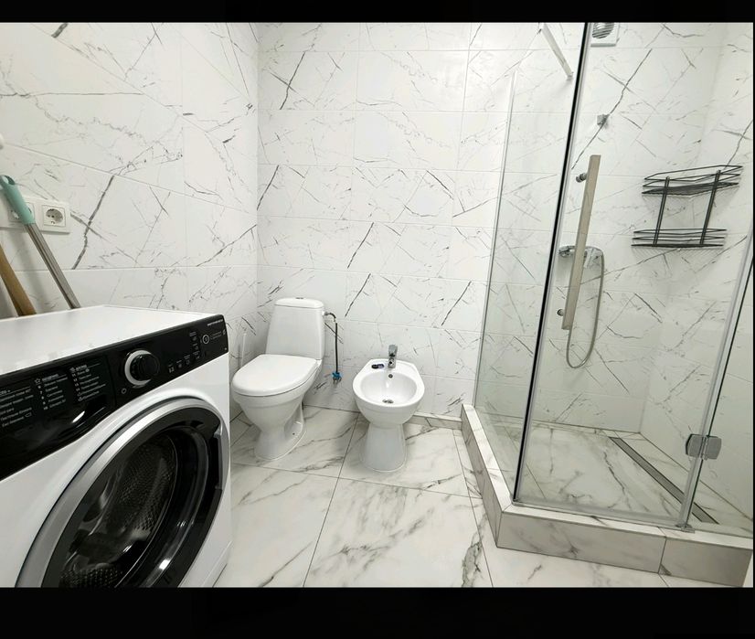 Здається однокімнатна новобудова ЖК Кришталеве Озеро