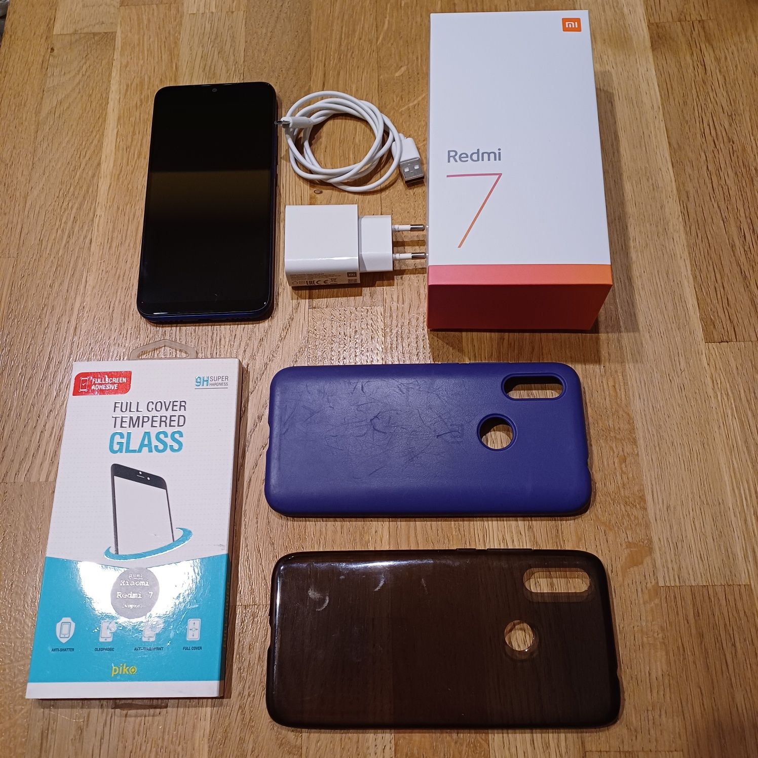 Смартфон Xiaomi Redmi 7. Память 2/16. Официал. Отличное состояние.