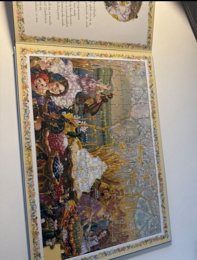 Ksiazka z puzzlami w krainie baśni czarodziejskie opowieści
