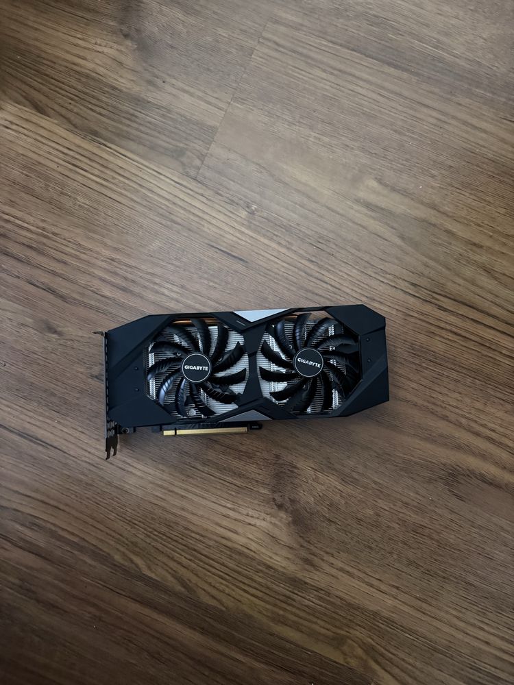 Karta graficzna RTX 2070 uszkodzona