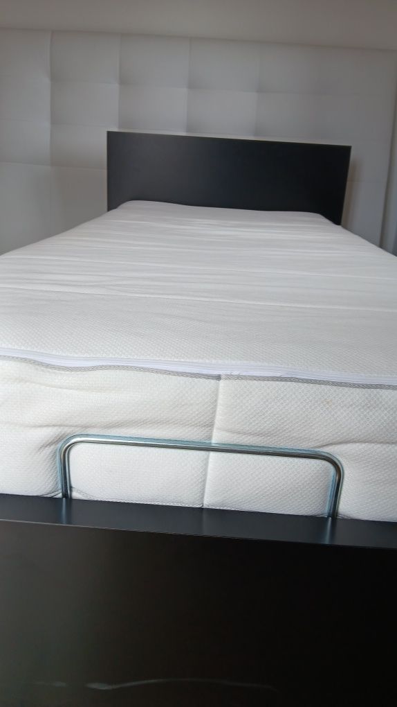 Cama articulada IKEA