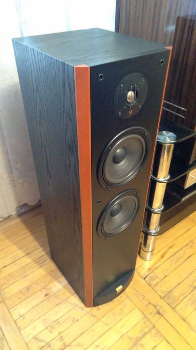 акустична система JBL L6