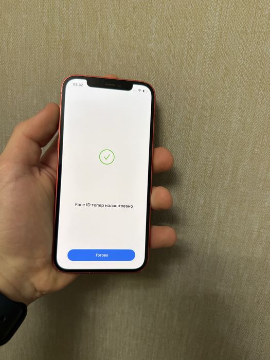 Айфон 12 на 64 ГБ