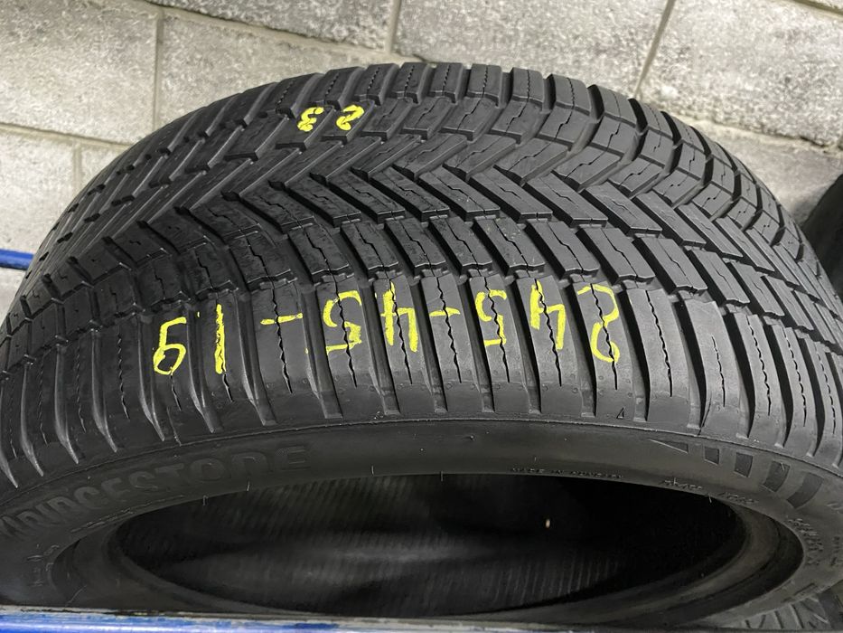 Всесезонні шини 245/45 R19 (102V) BRIDGESTONE