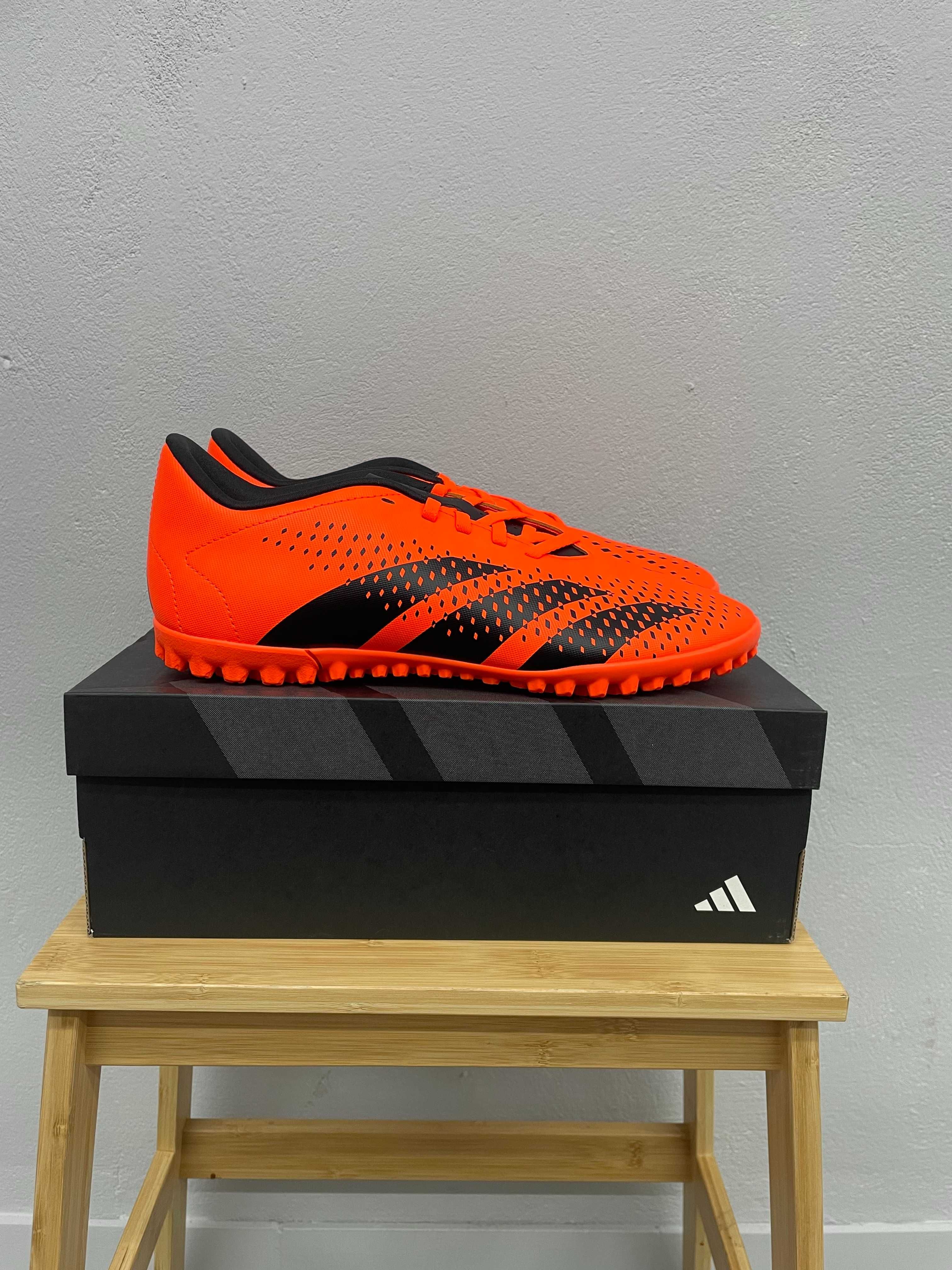 Buty piłkarskie Turfy Adidas Predator Accuracy.4 TF roz. 41 1/3