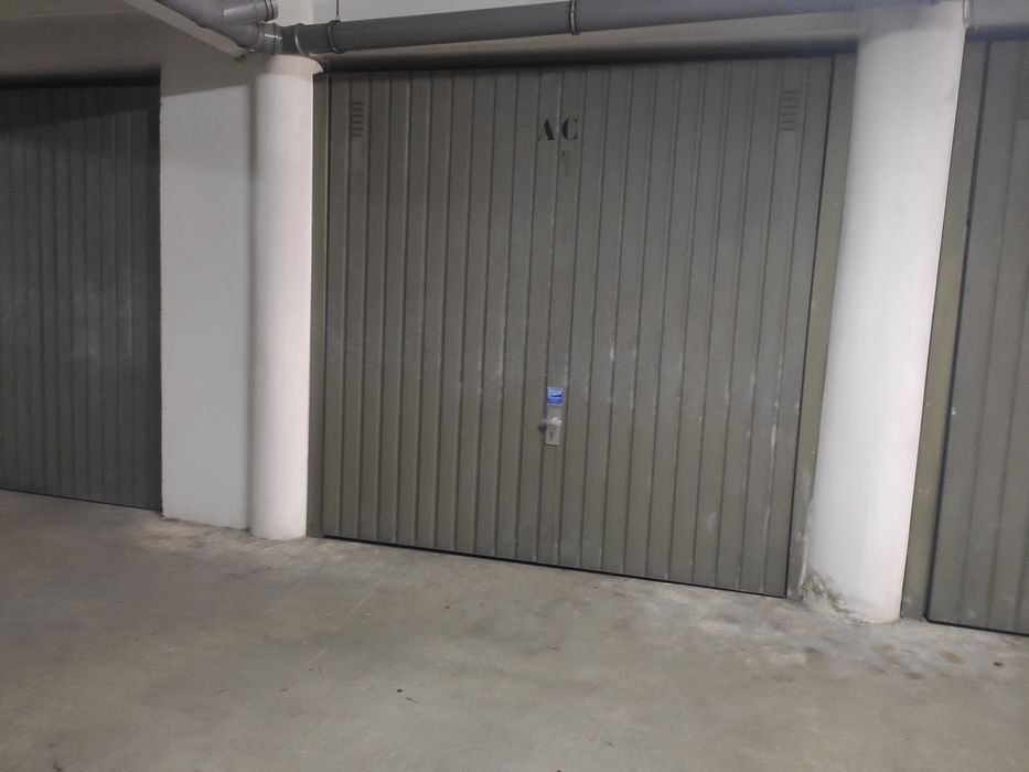 Garagem Esgueira Alagoas santa Joana