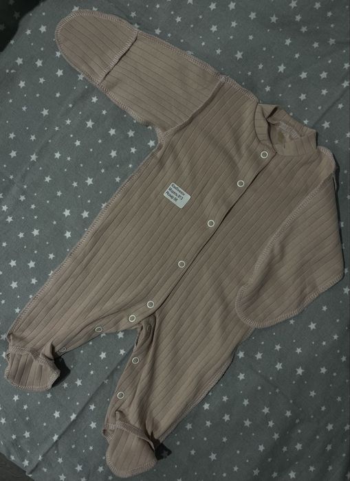 Нові комбінезон чоловічок в рубчик 56 і 62 розмір