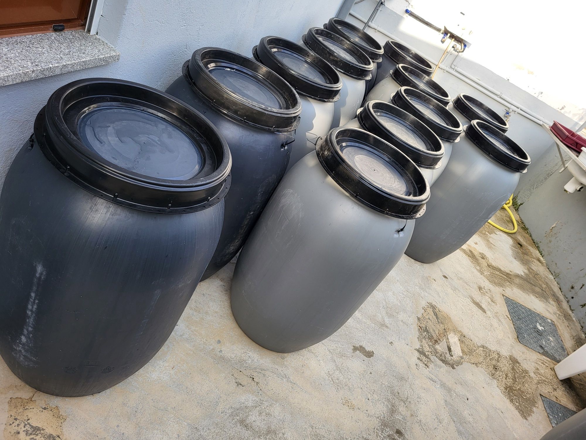Bidão de 200 litros (novos)