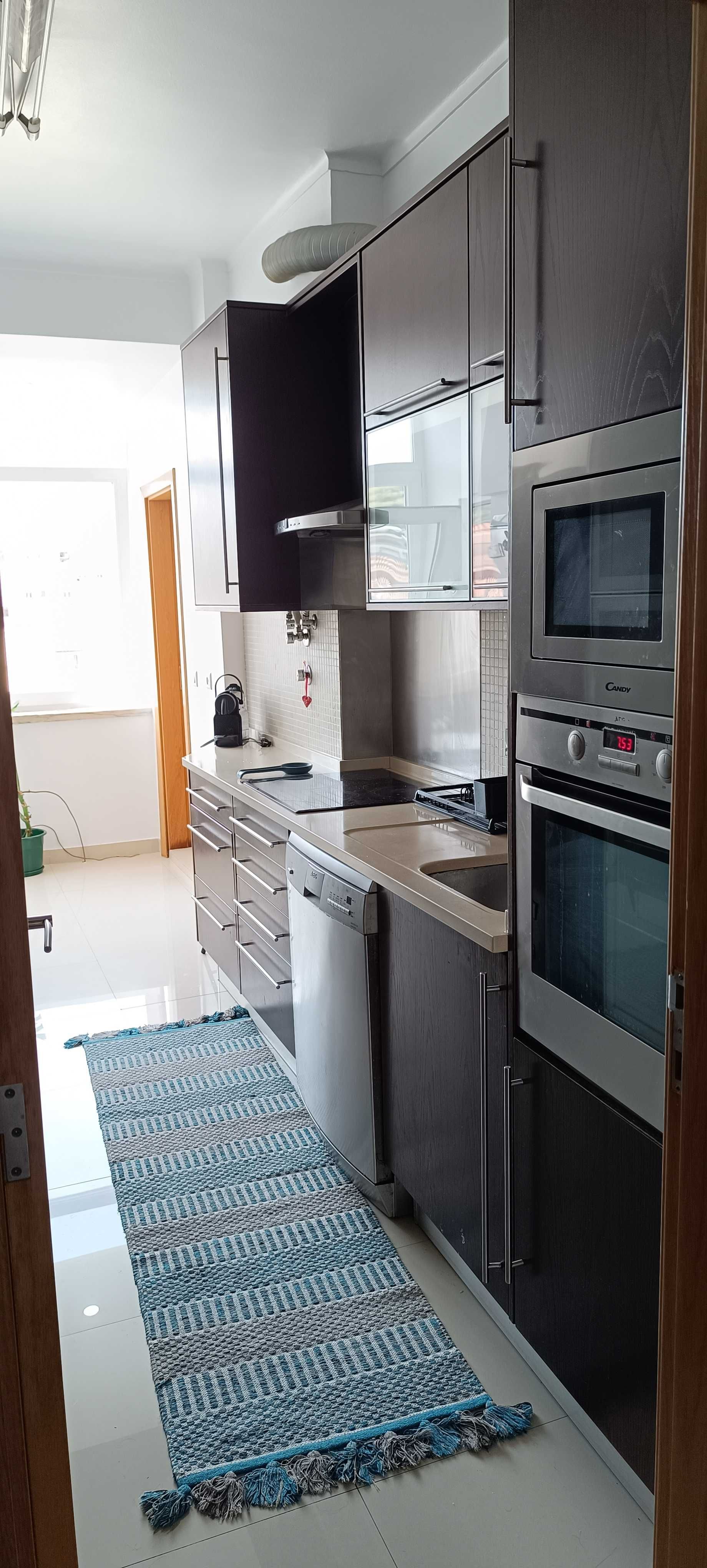 Apartamento T3 na Av 25 de Abril em Cacilhas