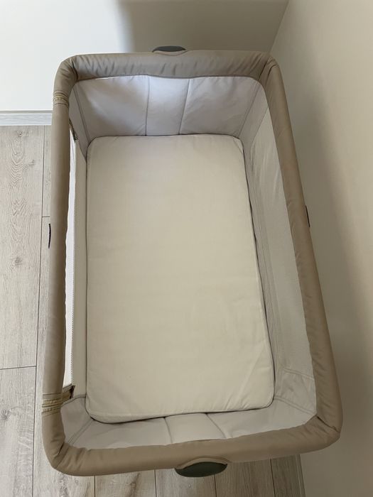 Łóżeczko dostawne dostawka Chicco Next 2 Me Essential beżowe (Dune)