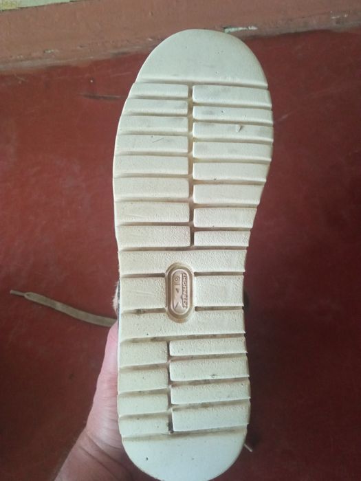 Хайтопы-кроссовки женские демисезонные 37 размер