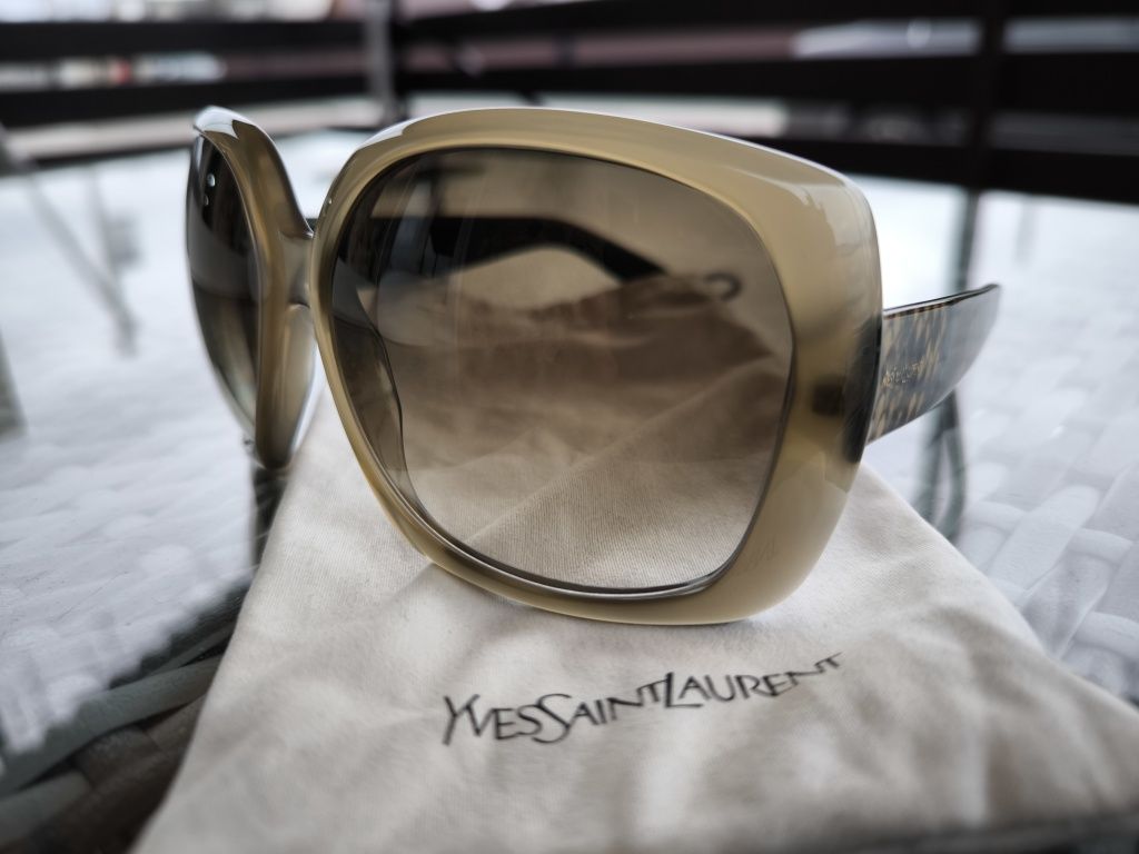 Жіночі сонцезахисні окуляри Ives Saint Laurent