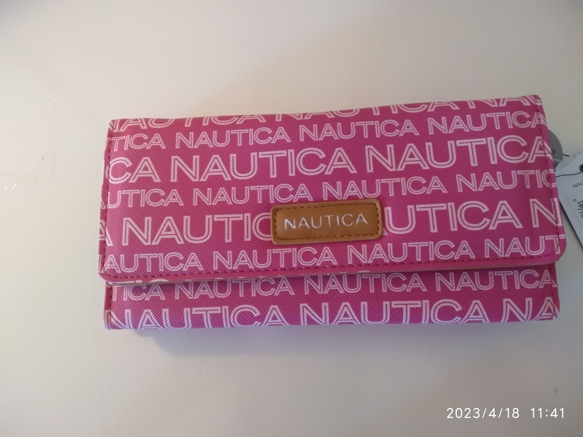 Carteira de senhora da marca Nautica