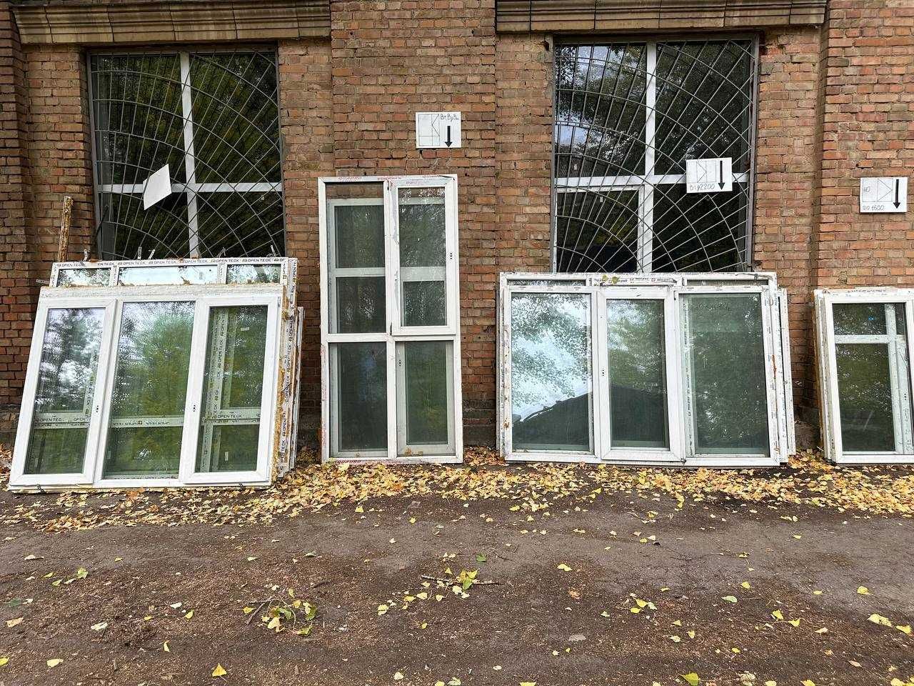 Склад з дверима Двері металопластикові перегородки БУ м. Шулявська