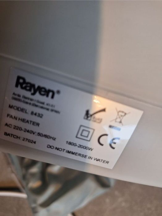 Ogrzewany pokrowiec na suszarkę do prania Rayen