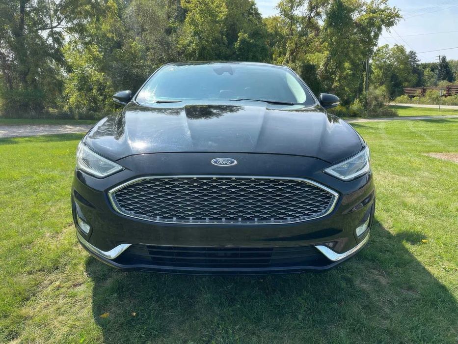Ford Fusion Titanium      2020