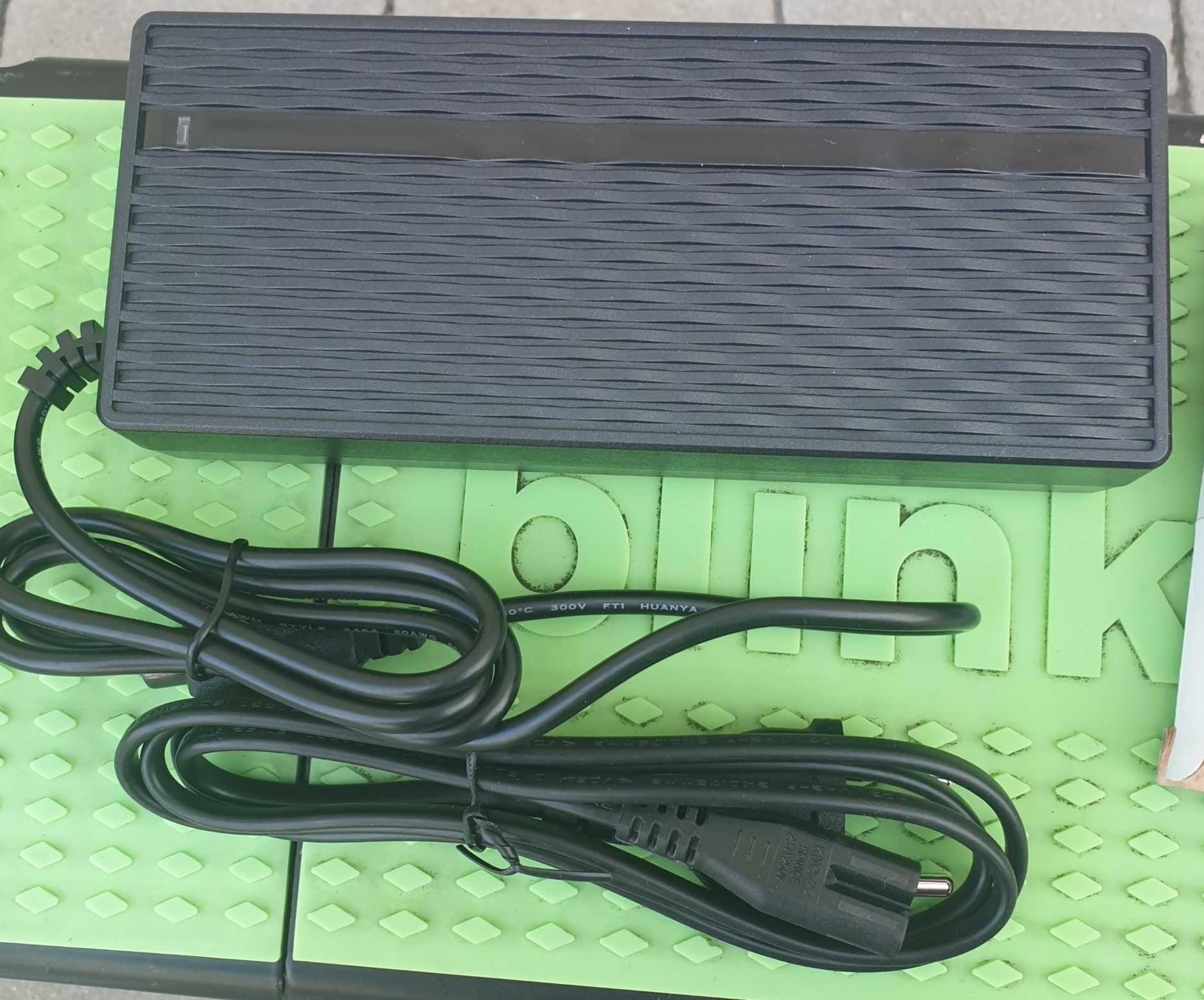 Bateria 36V 15.6Ah z ładowarķą do hulajnogi, roweru MOCNA