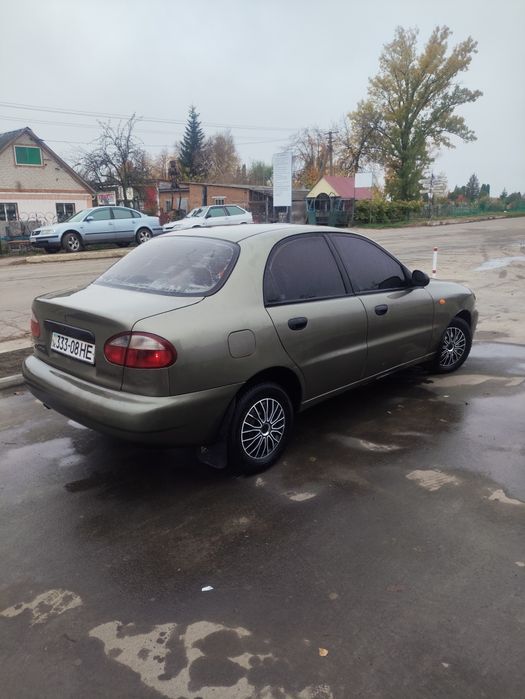 Продам Ланос 2002 року полностю на бойовому ходу