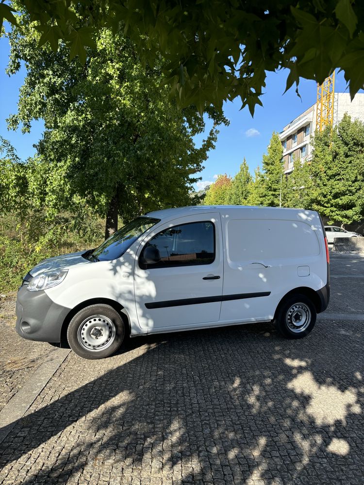 Renault kangoo 1.5 dCi - 3 lugares - Nacional - 2016