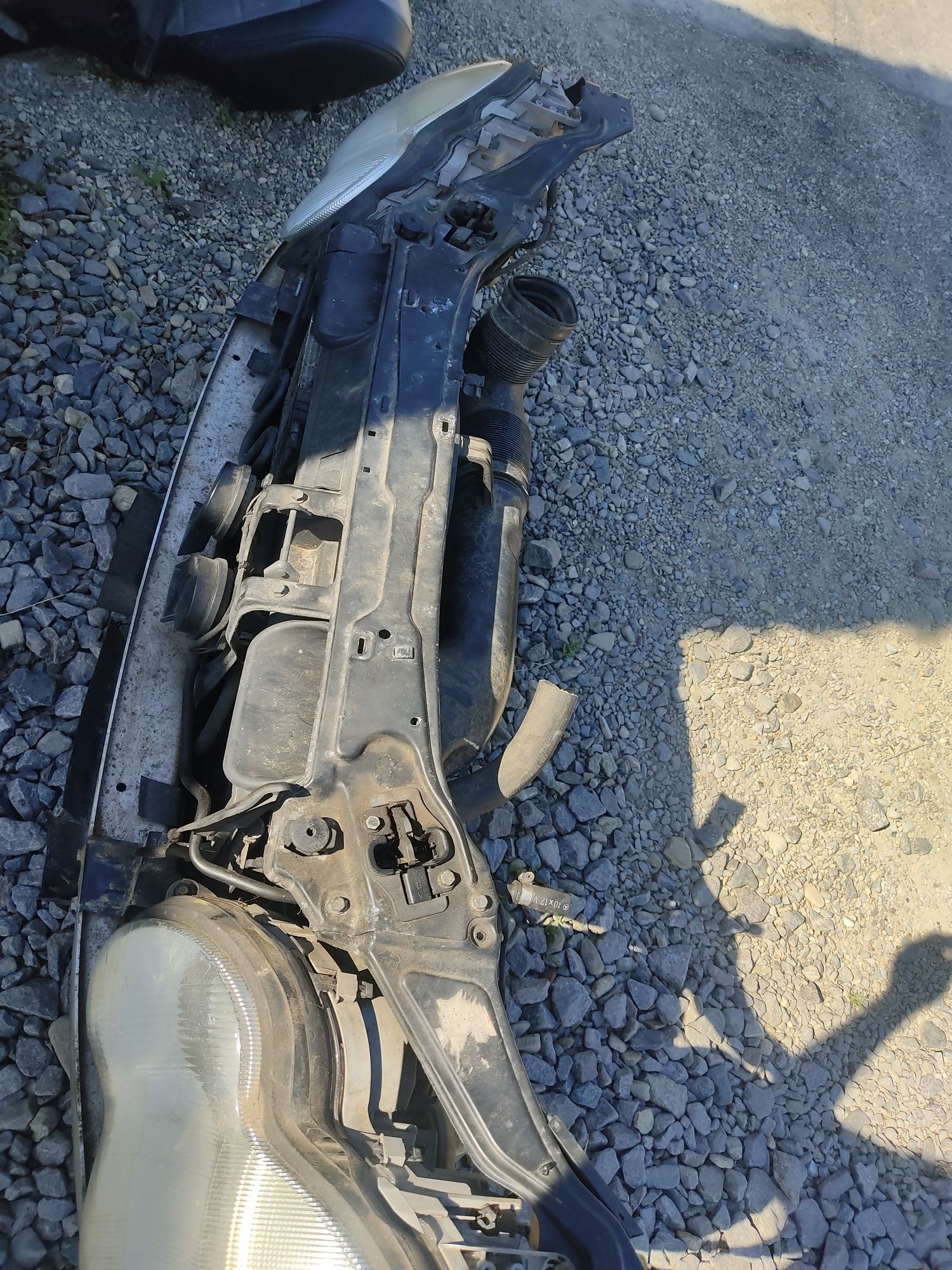 Передня панель Mercedes Benz C class W203 2.2crdi  2002р