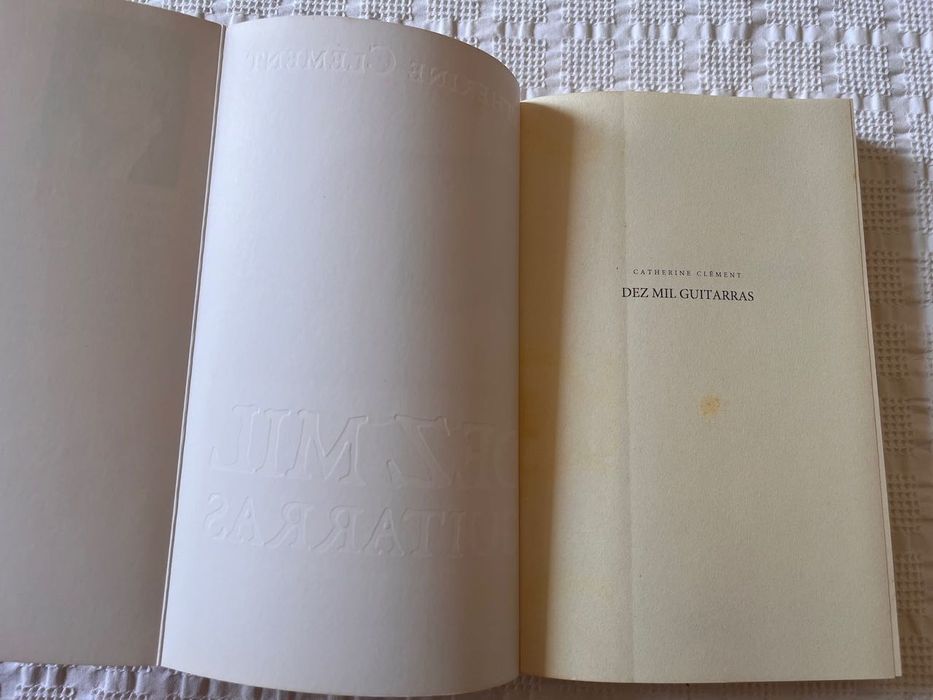 "Dez Mil Guitarras" de Catherine Clément