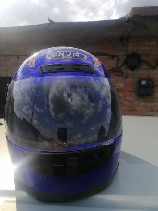 Продам шлем мотоциклетний