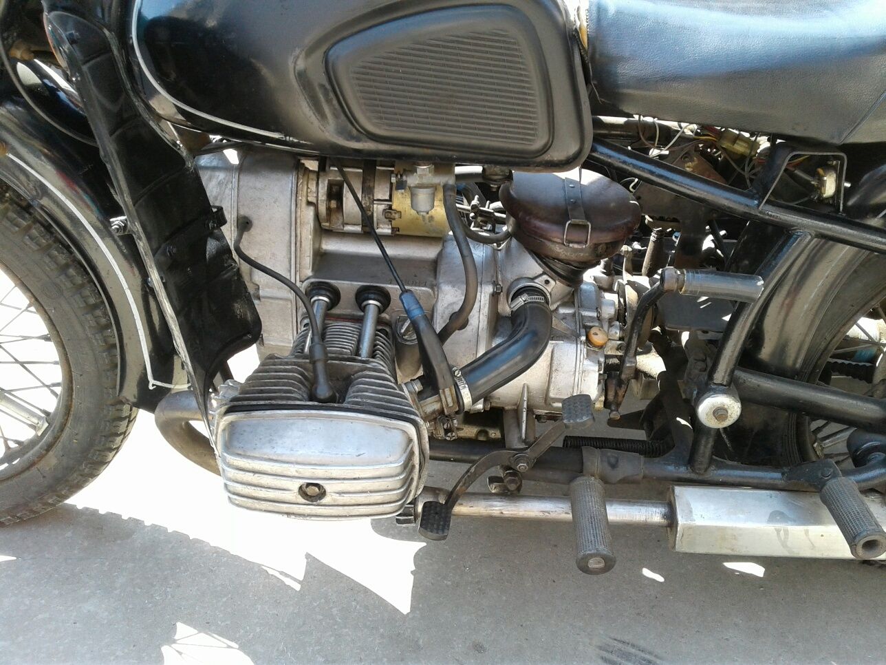 Мотоцикл Днепр 11 1985г. ходовая и мотор состояние нового.