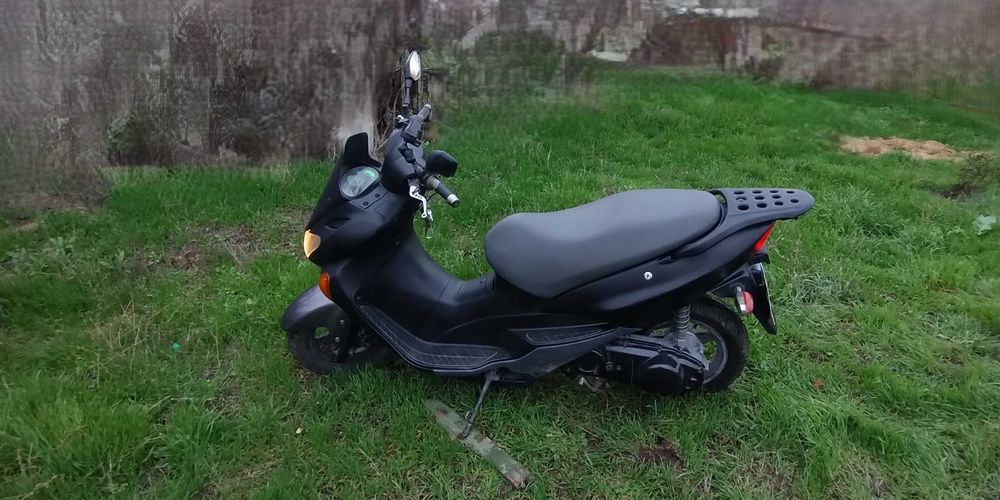 Продам скутер Suzuki Avenis 150