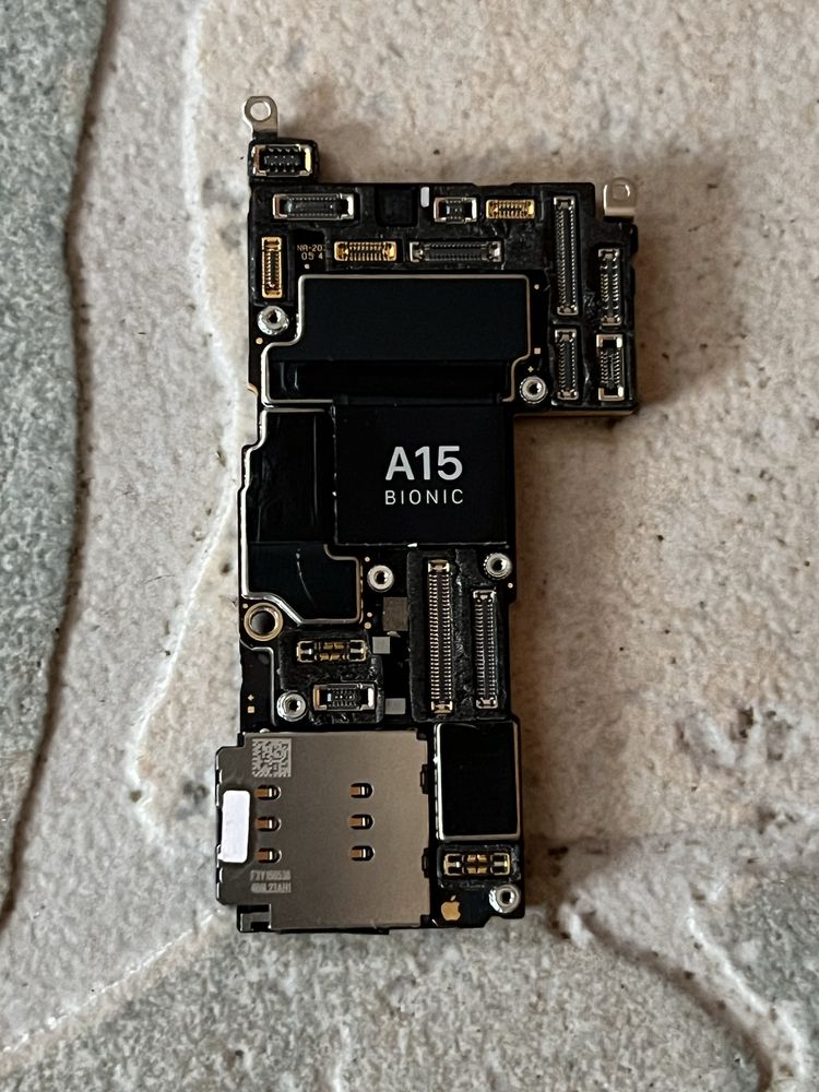 Продам материнську плату+ Face ID Iphone 13 Pro Max.