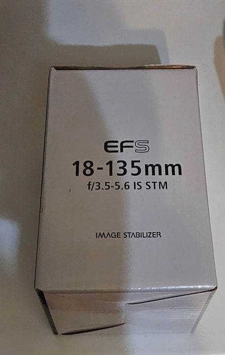Nowy Canon EF-S 18-135mm f/3.5-5.6 IS STM