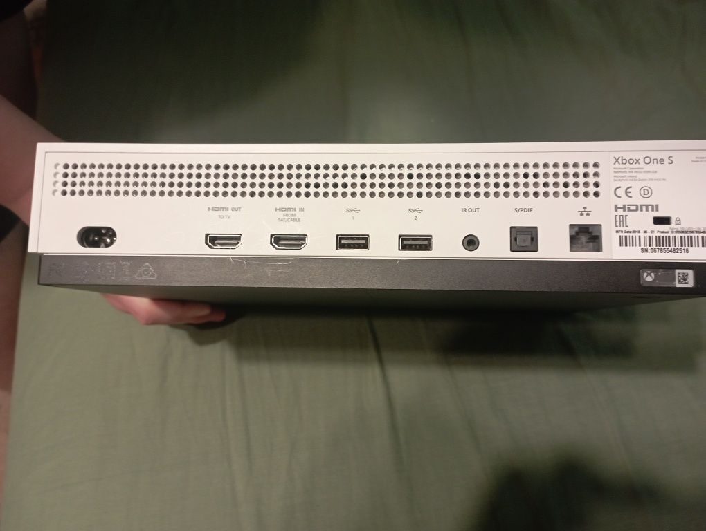 Xbox One S 1TB używany bdb