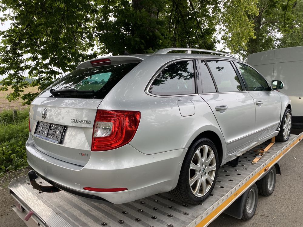Skoda Superb 2.0 TDI 4x4 Business Navi Xenon Led Memory